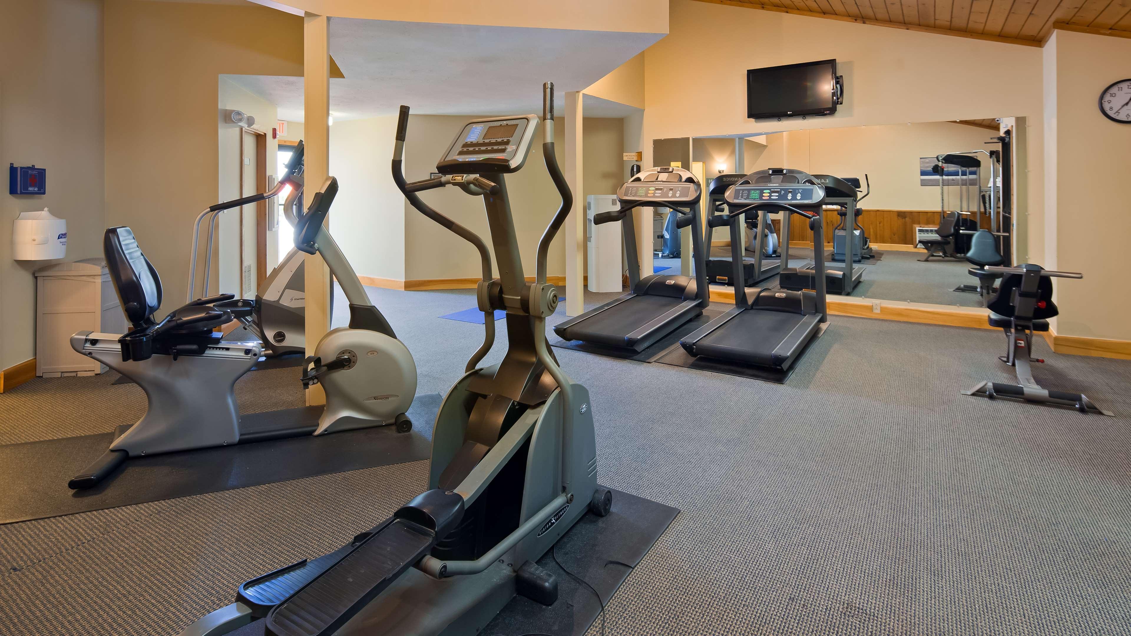 Best Western Plus Windjammer Inn & Conference Center Burlington Esterno foto